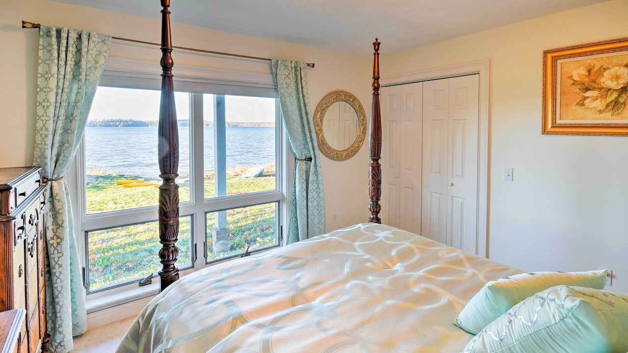 Photo of Bedroom in East Sullivan
