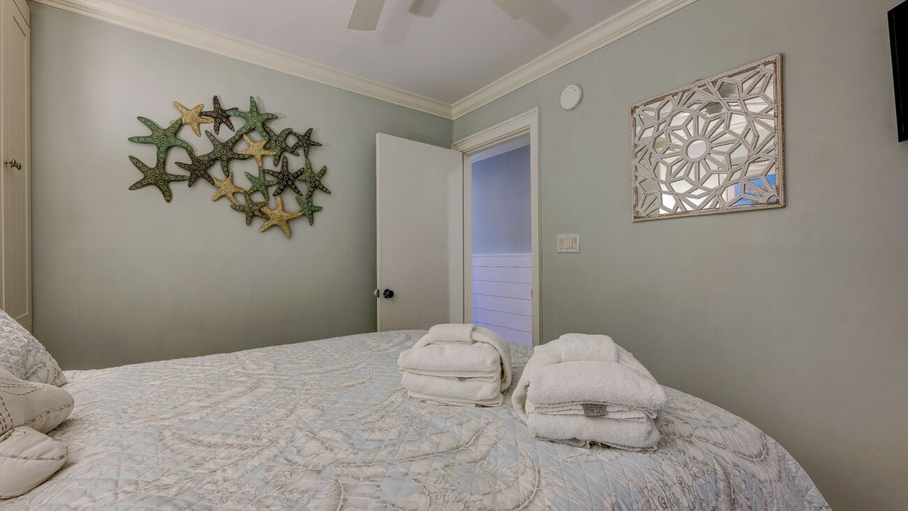 Photo of Bedroom in North Forest Beach