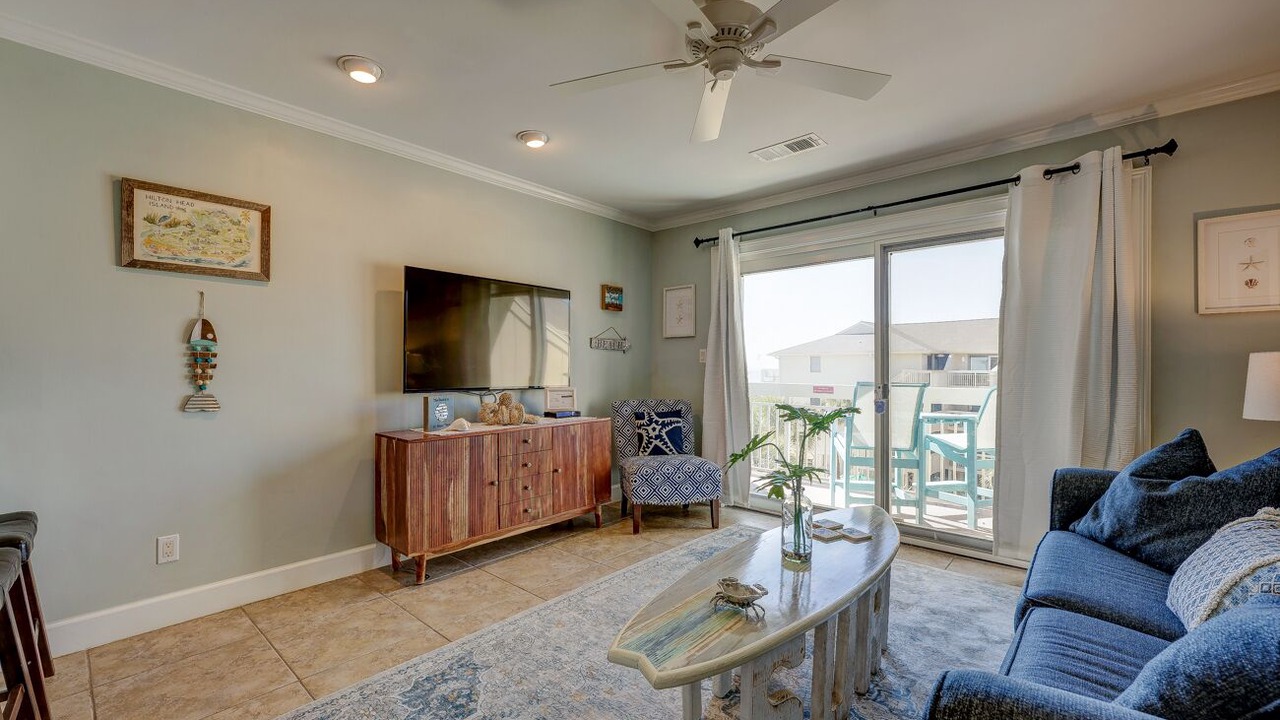 Photo of Livingroom in North Forest Beach