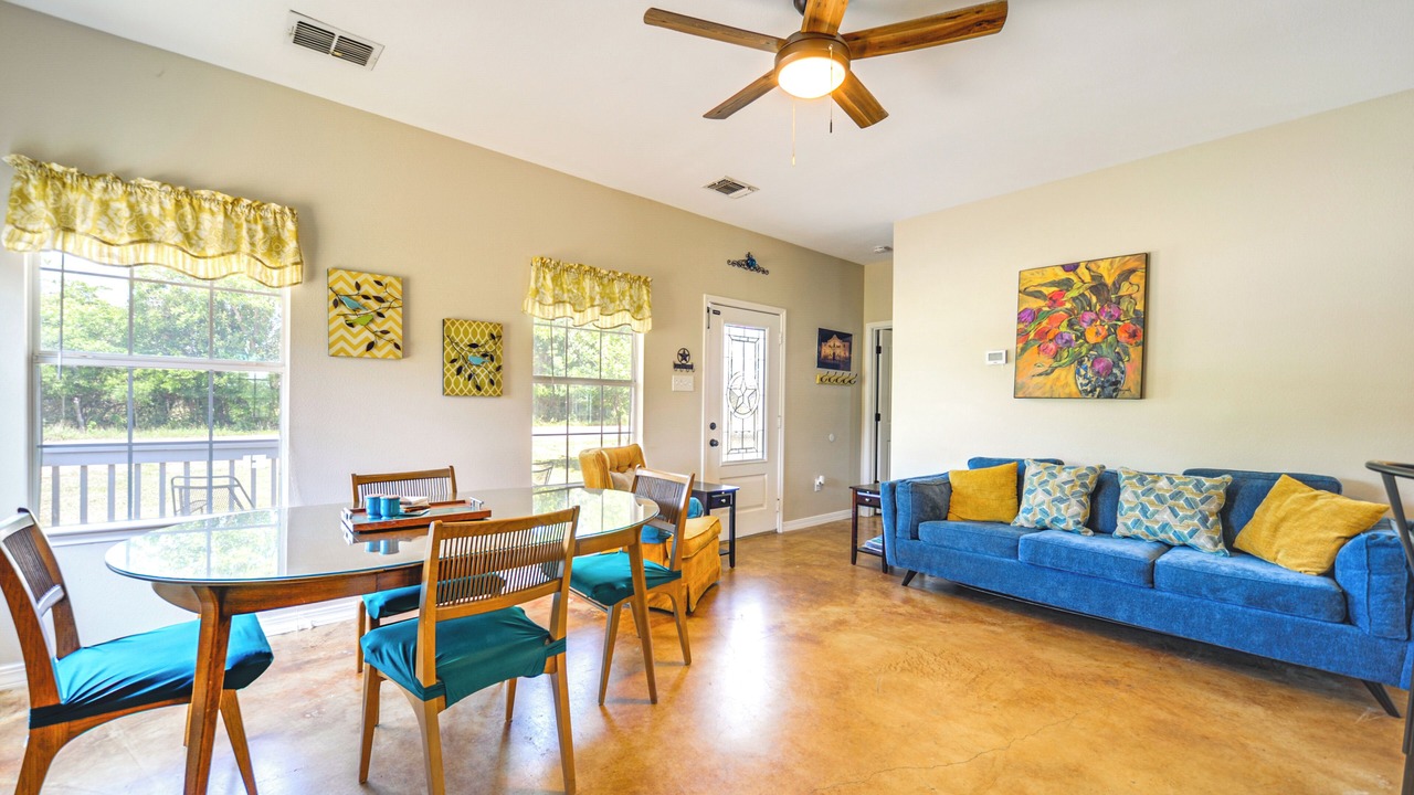 Photo of Livingroom in Blanco