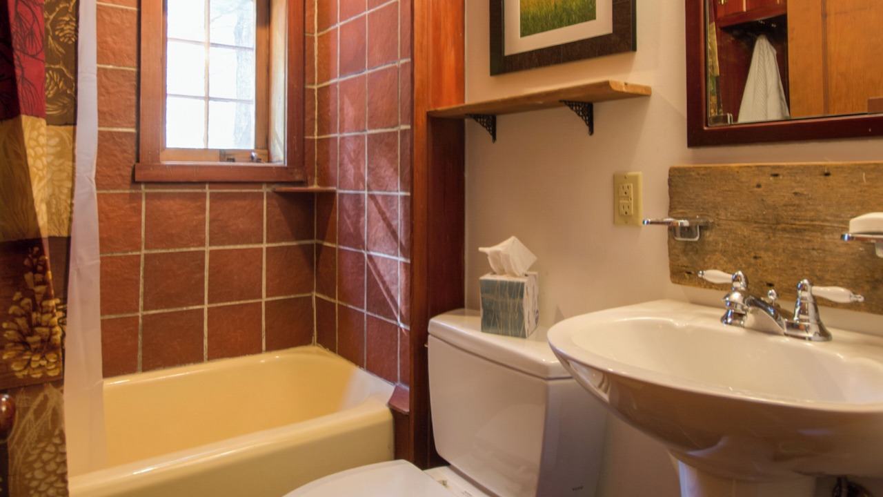 Photo of Bathroom in Londonderry