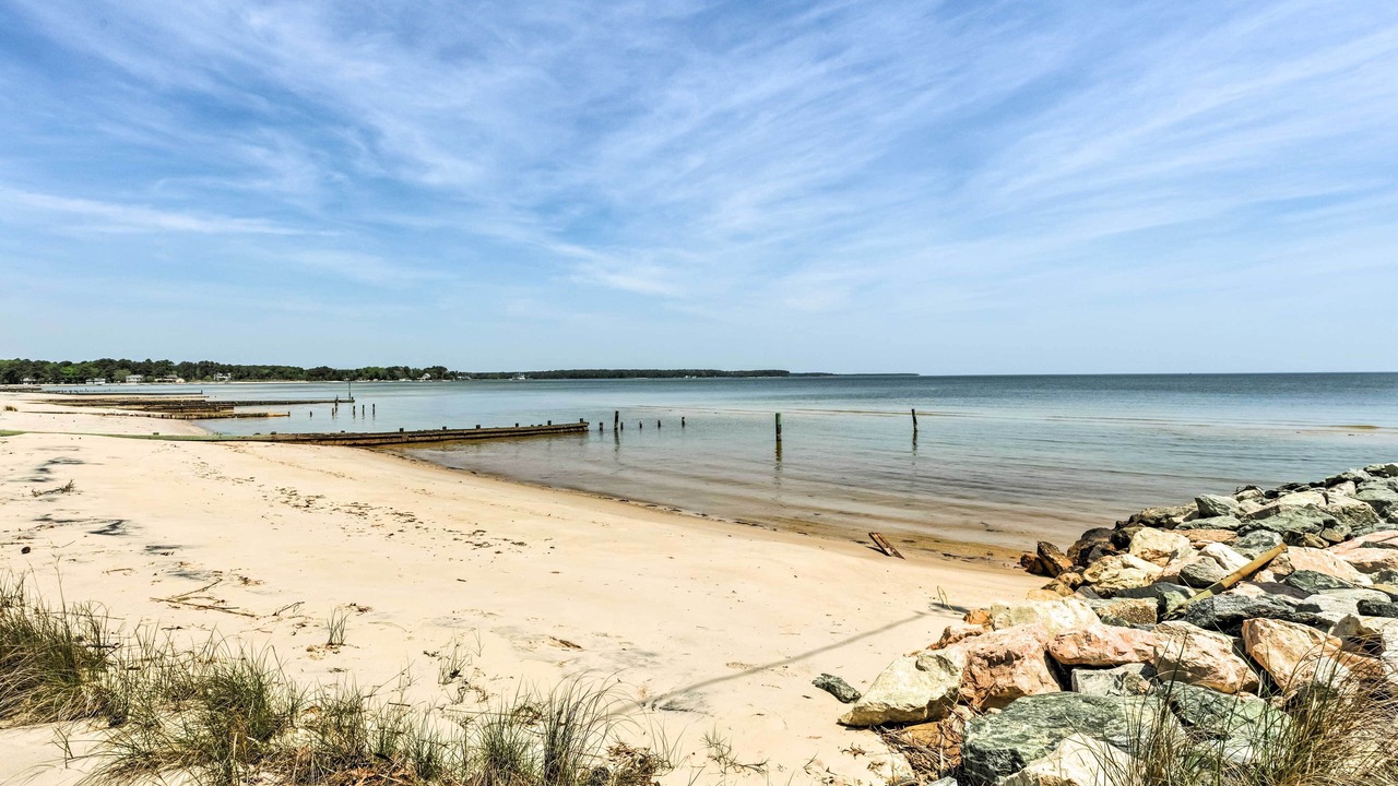 Photo of Others in White Stone