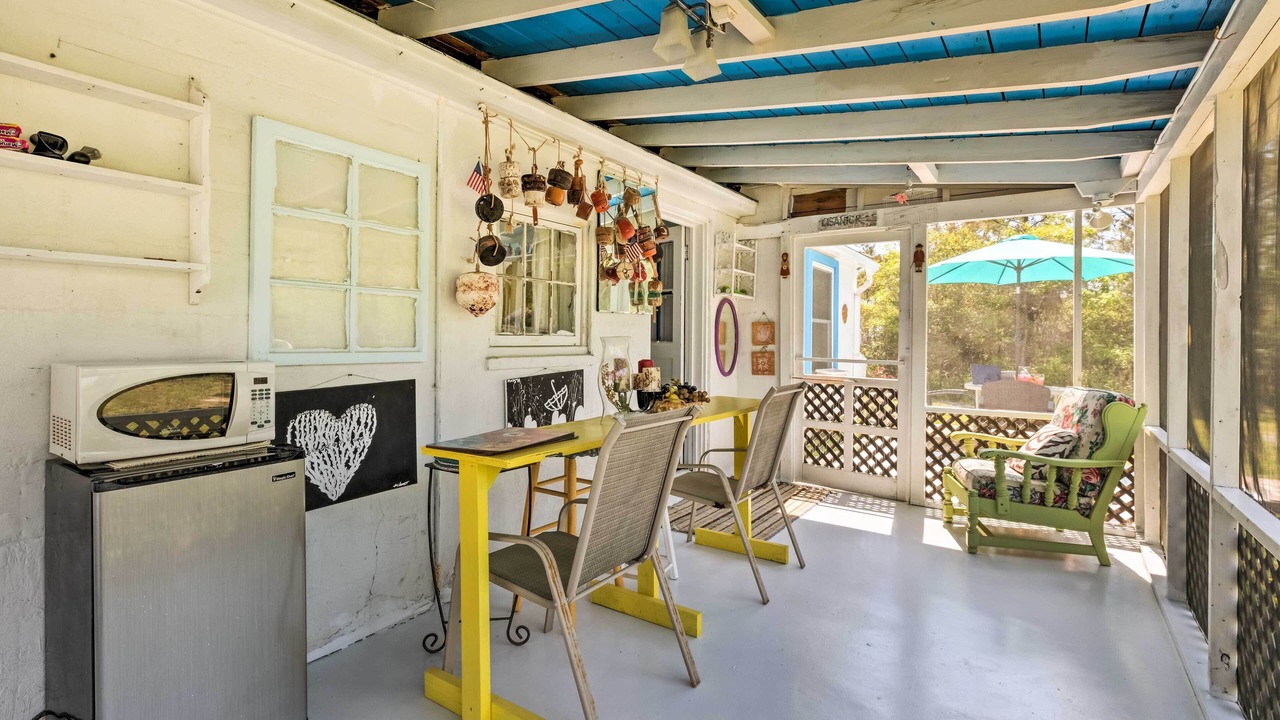 Photo of Outdoor in White Stone