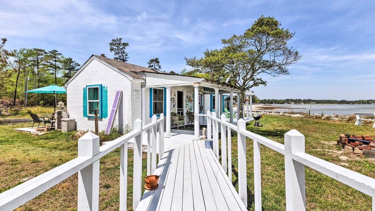Photo of Patio Balcony in White Stone