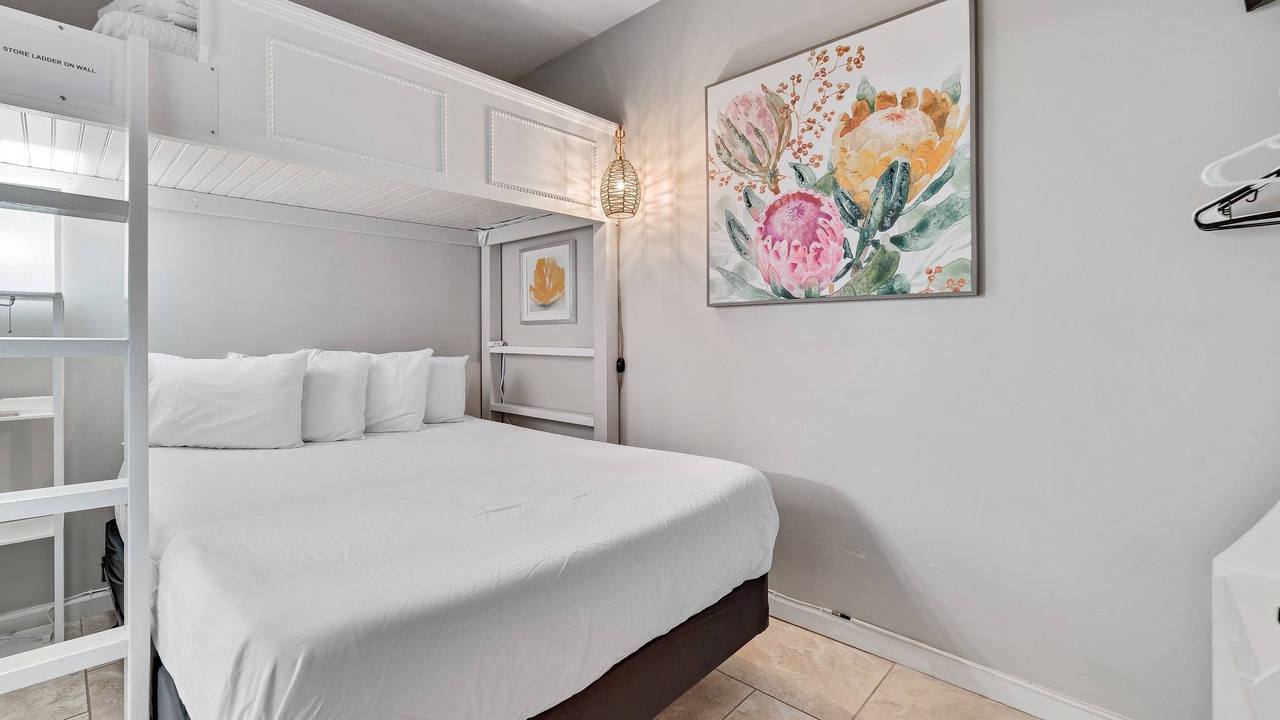 Photo of Bedroom in Orange Beach