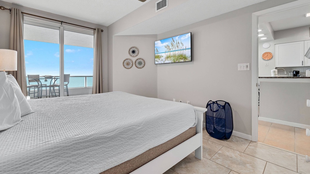 Photo of Bedroom in Orange Beach
