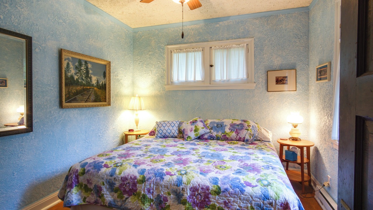 Photo of Others in Harbert