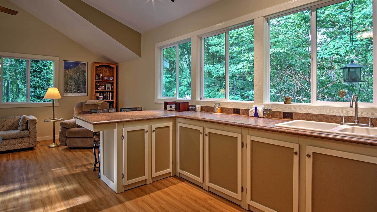 Photo of Others in Harbert