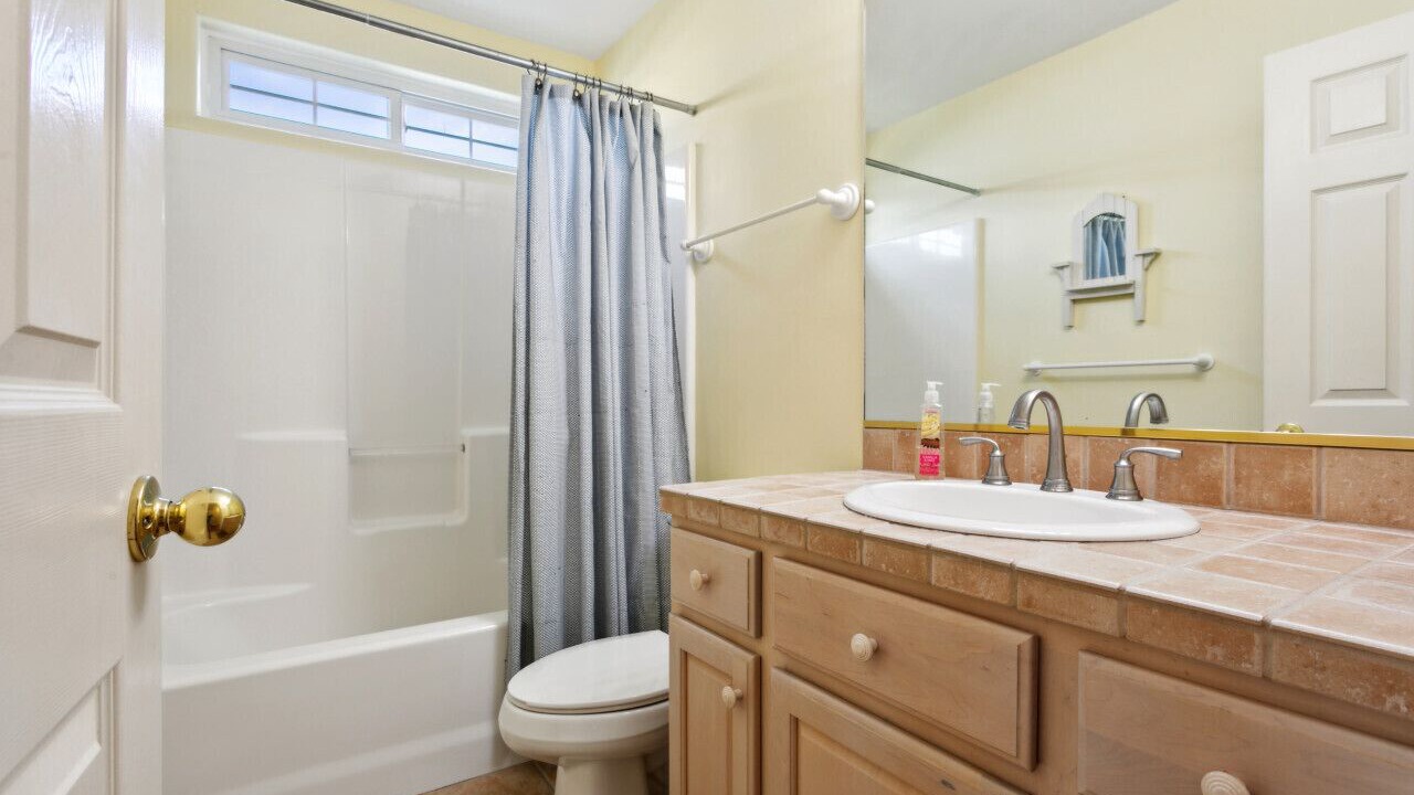 Photo of Bathroom in Croatan Beach