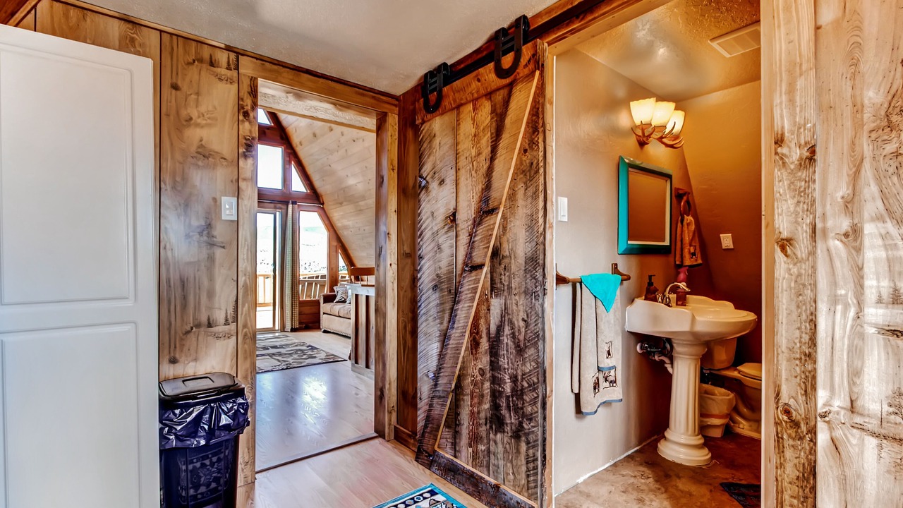 Photo of Bathroom in Antimony