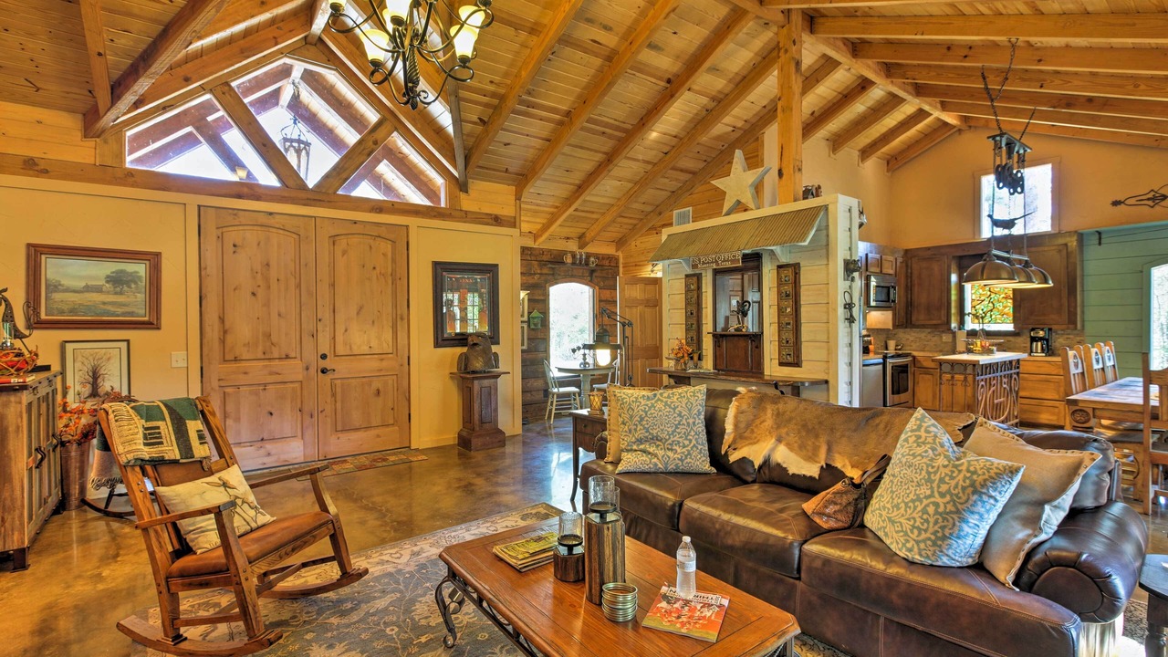 Photo of Livingroom in Huntington