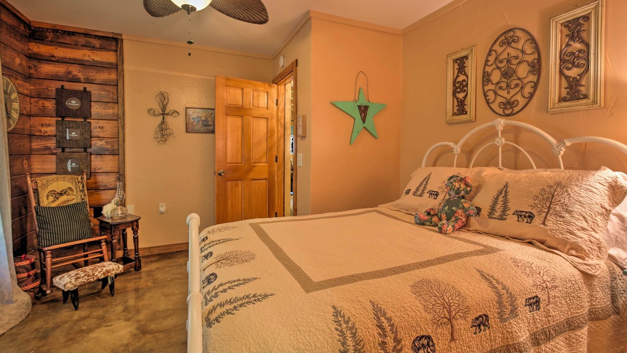 Photo of Bedroom in Huntington