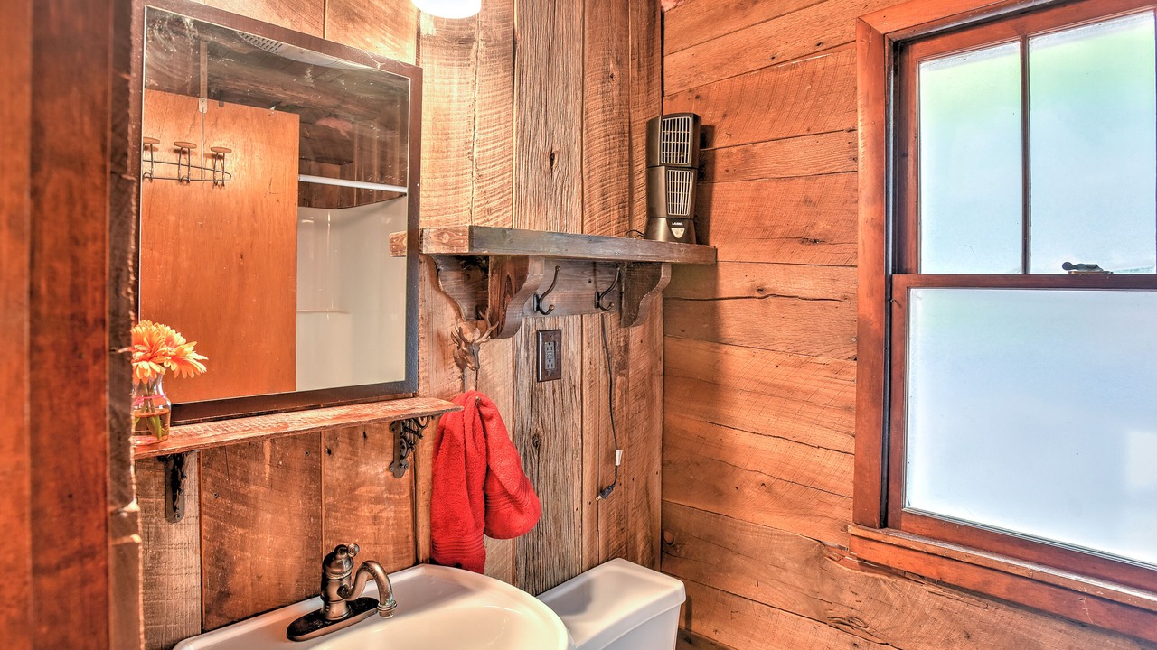 Photo of Bathroom in Advance