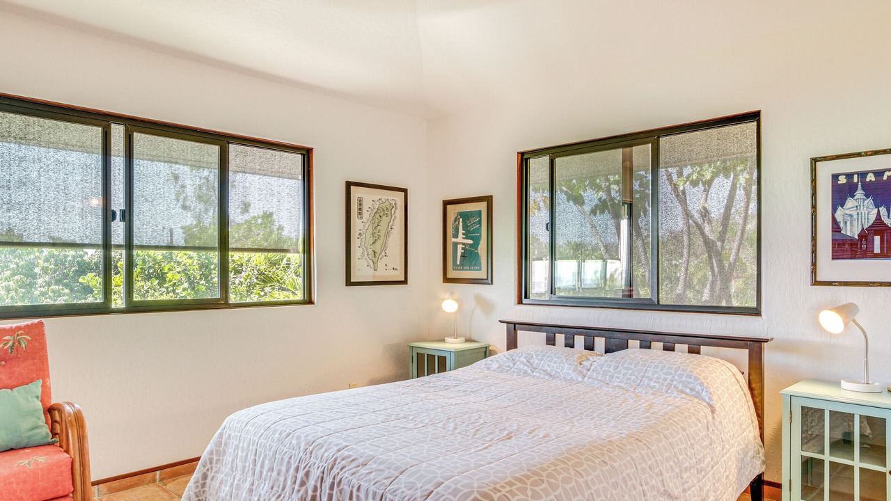 Photo of Others in Kona Paradise