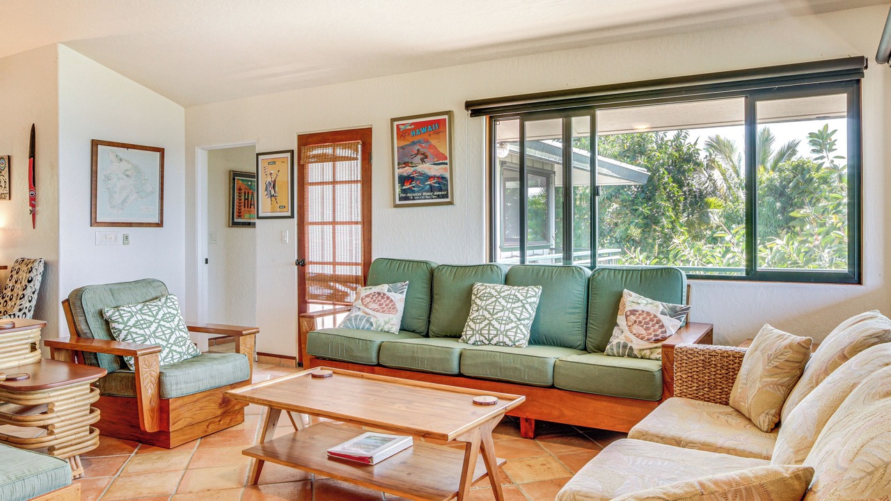 Photo of Livingroom in Kona Paradise