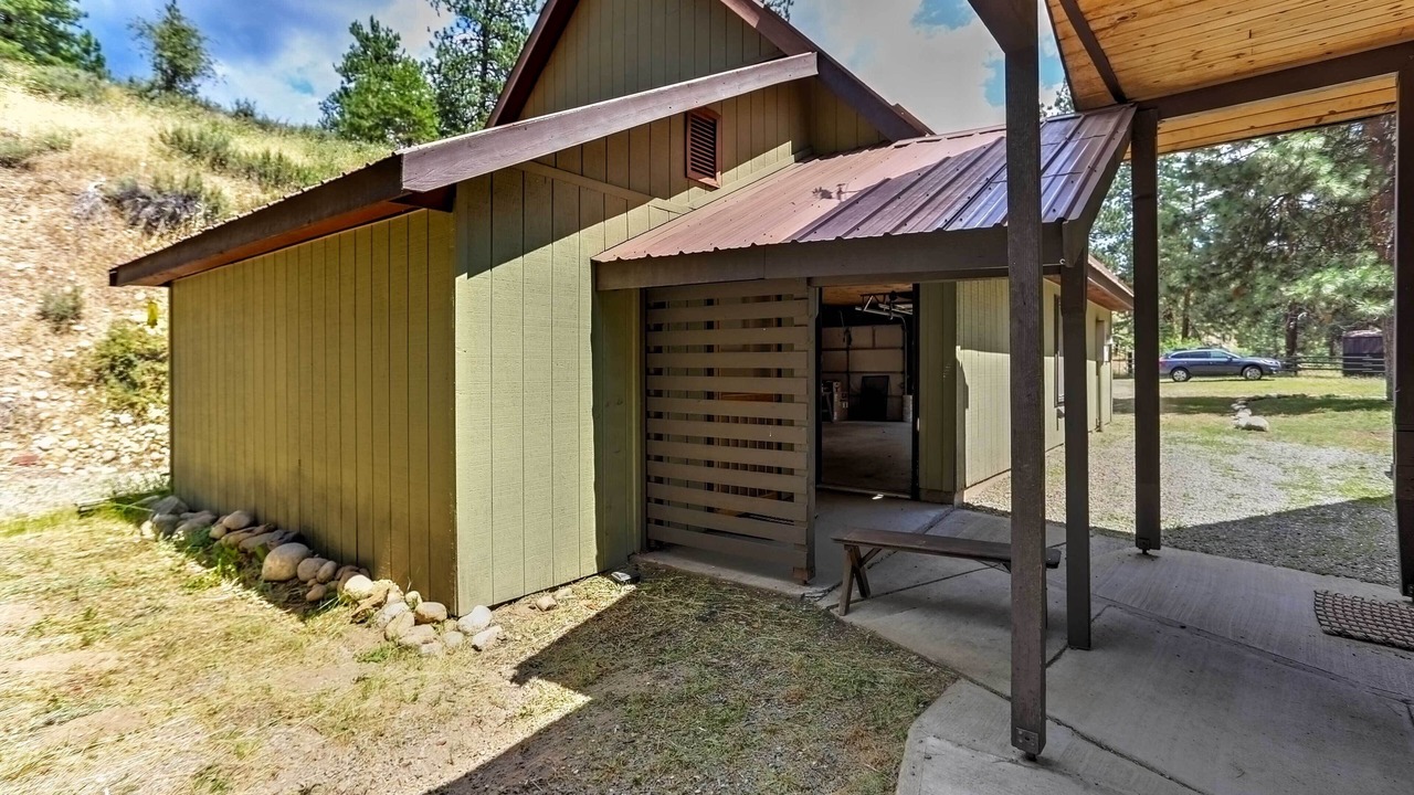 Photo of Outdoor in Winthrop