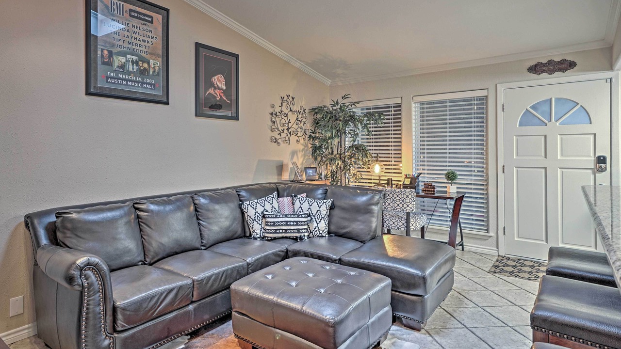 Photo of Livingroom in Brentwood