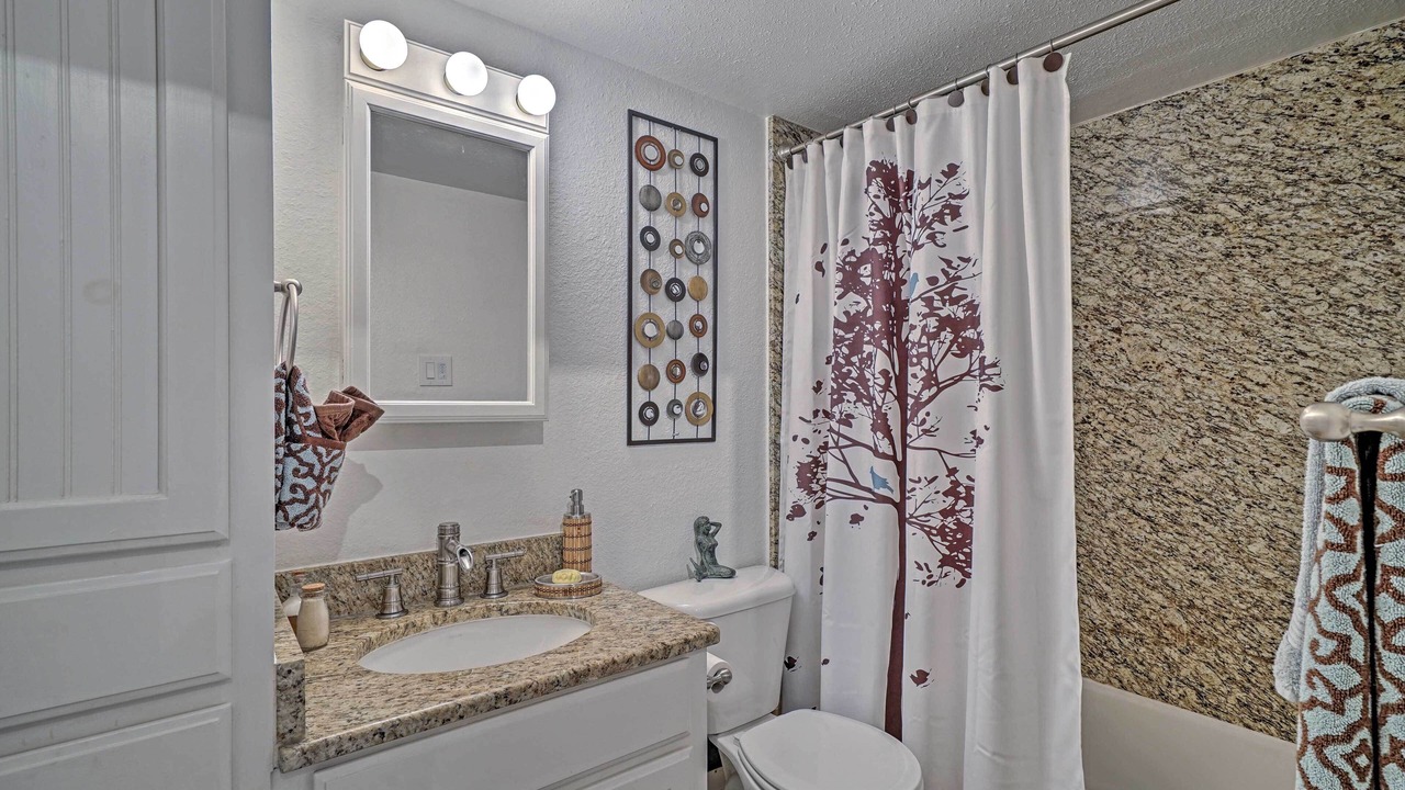 Photo of Bathroom in Brentwood