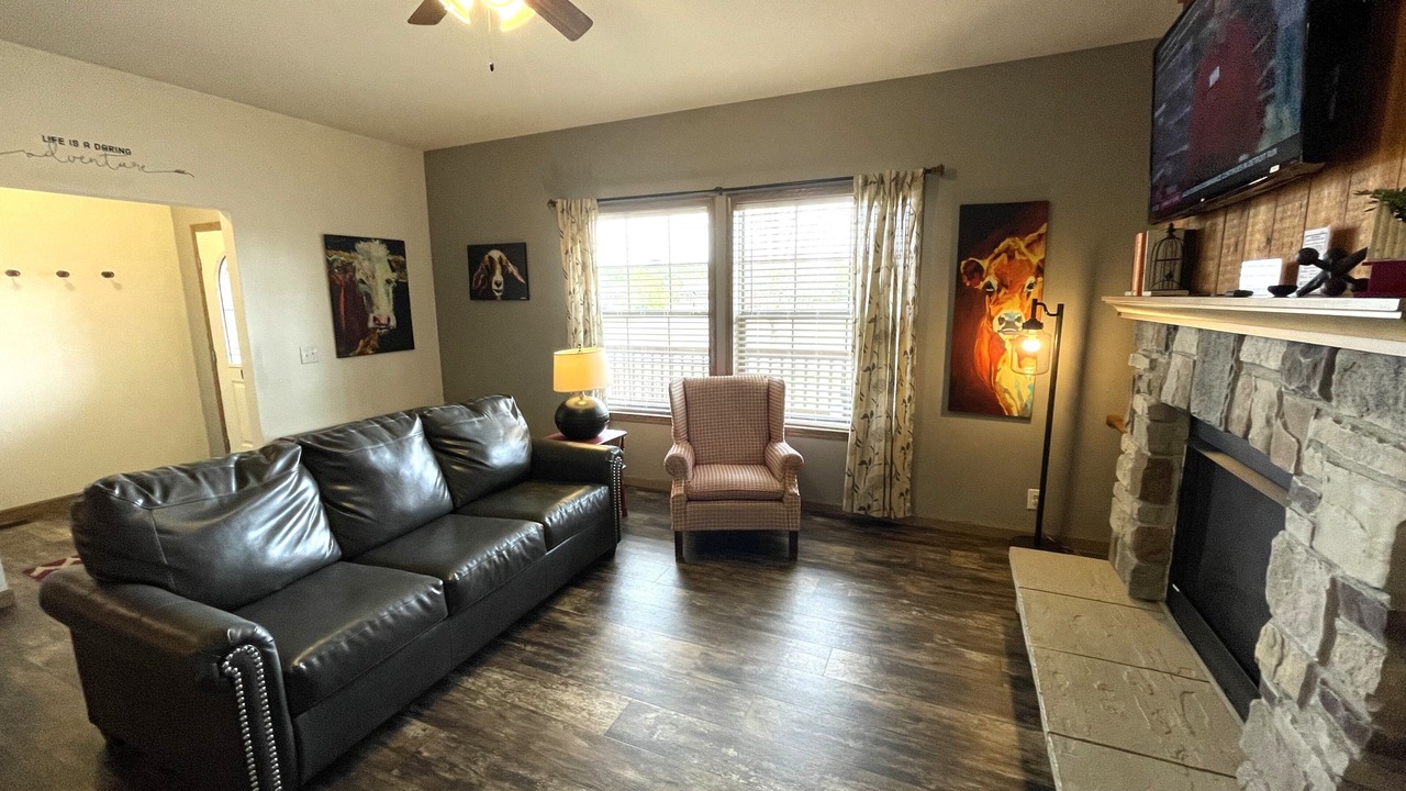 Photo of Livingroom in Wisconsin Dells