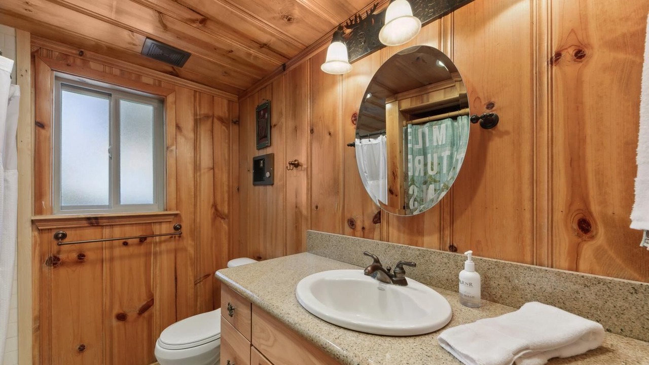 Photo of Bathroom in Bijou Pines