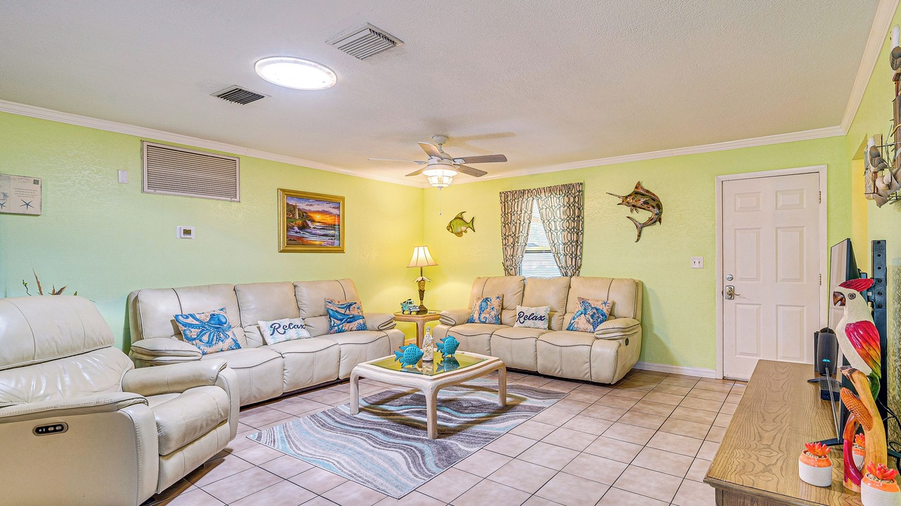 Photo of Livingroom in Spring Hill