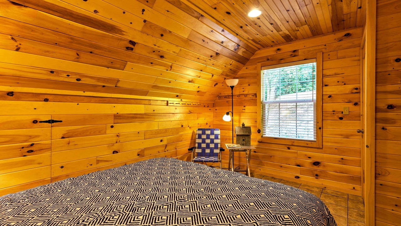 Photo of Bedroom in Rutledge