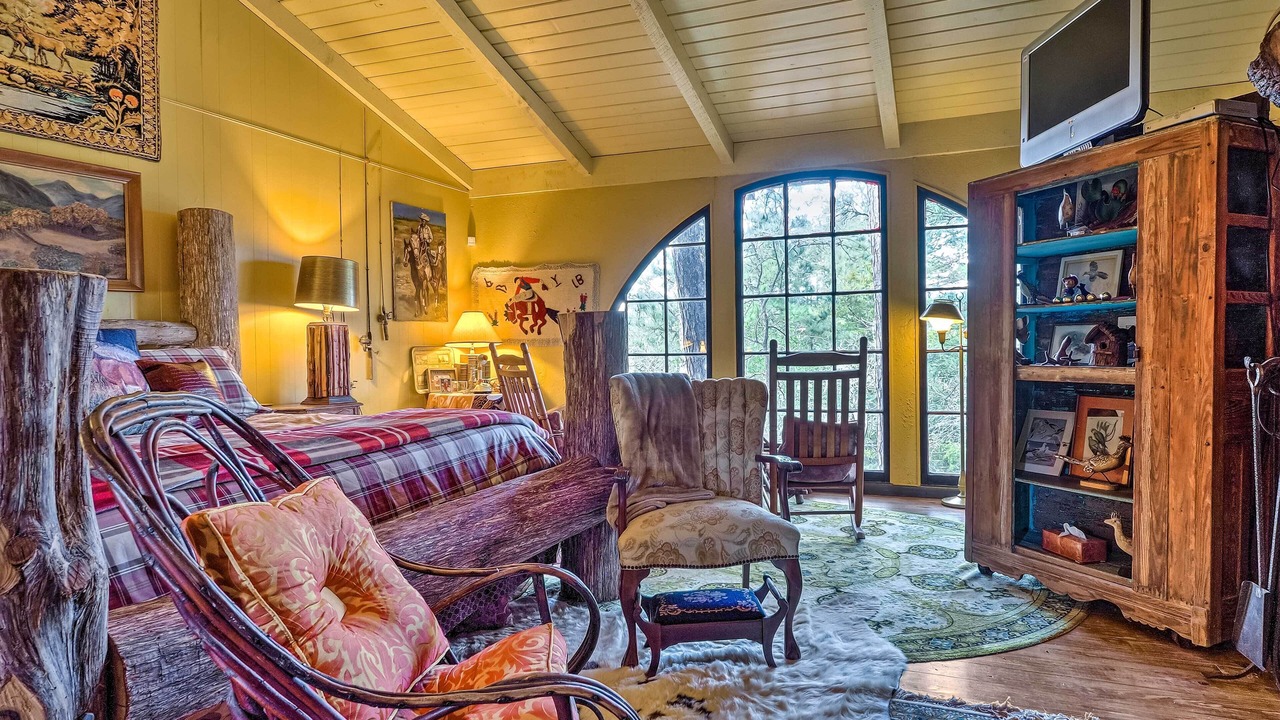 Photo of Bedroom in La Grange