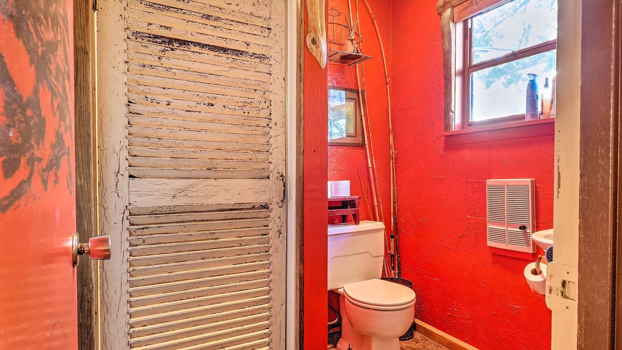 Photo of Bathroom in La Grange