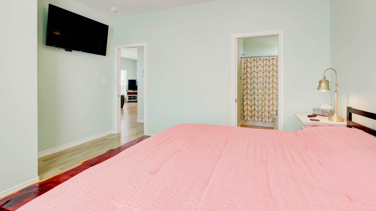 Photo of Bedroom in Port Bolivar
