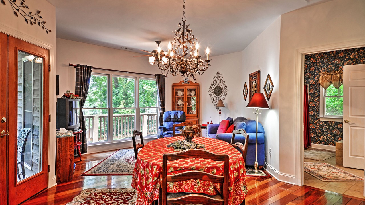 Photo of Bedroom in Scottsville