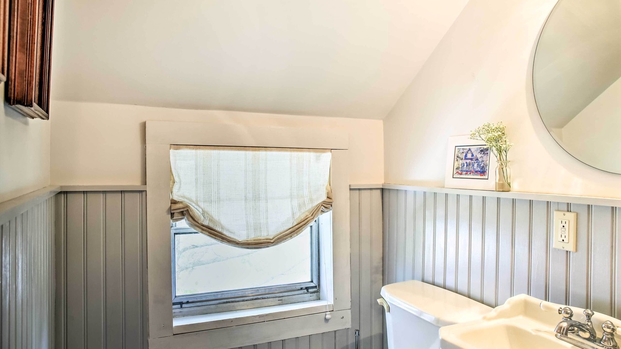 Photo of Others in Stratford