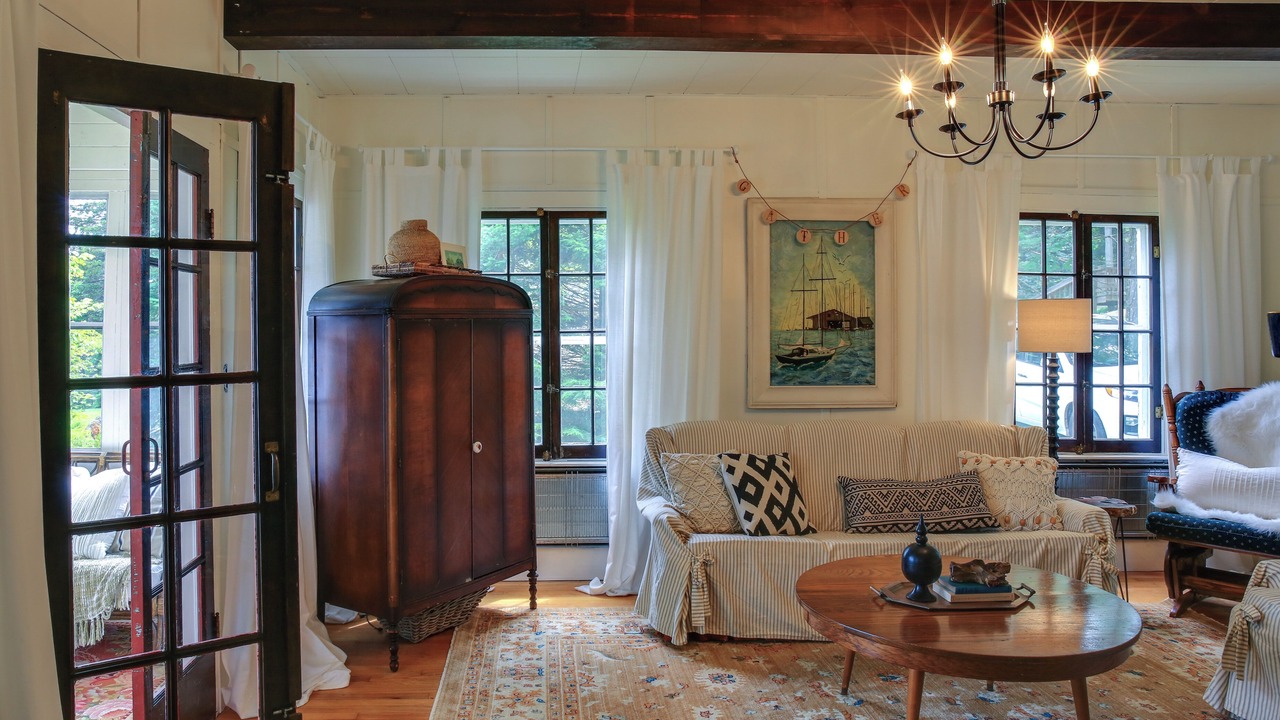 Photo of Livingroom in Stratford