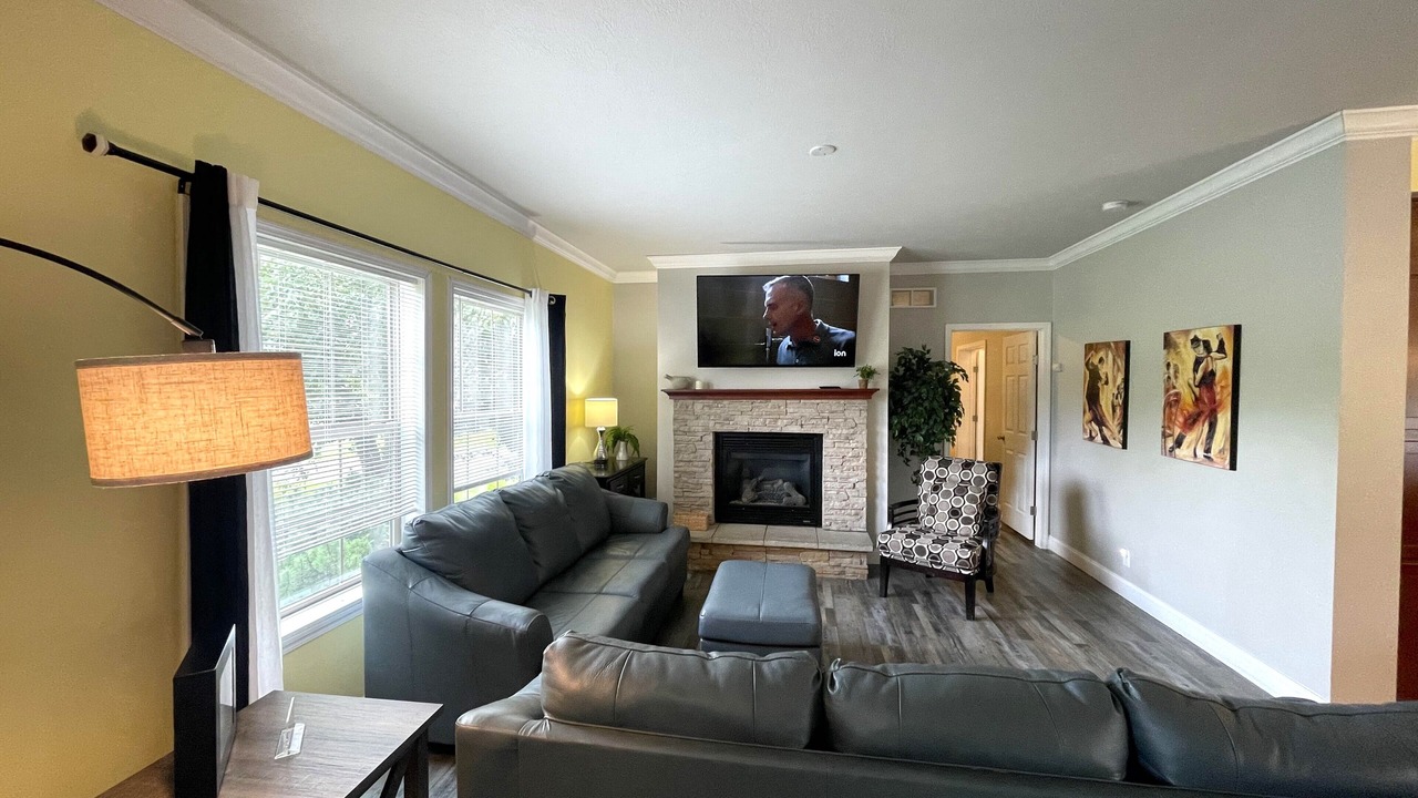 Photo of Livingroom in Spring Brook