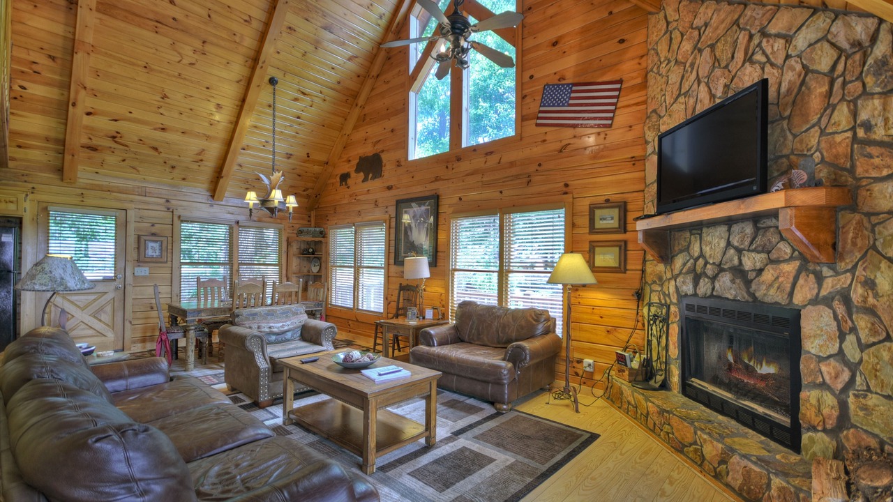 Photo of Livingroom in Ellijay