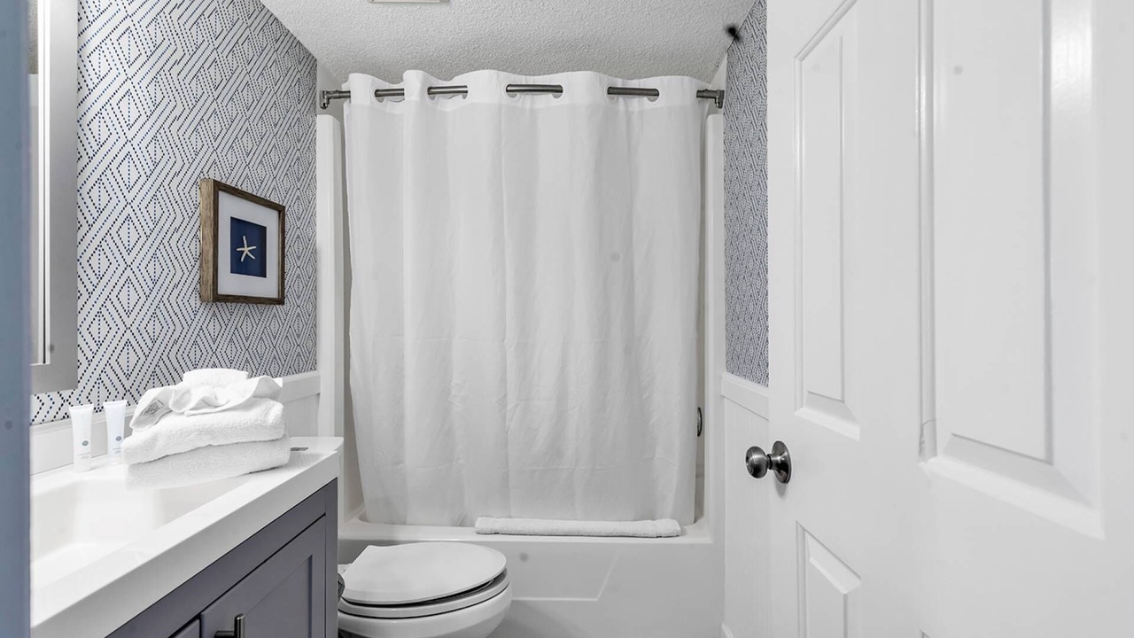 Photo of Bathroom in Garden City