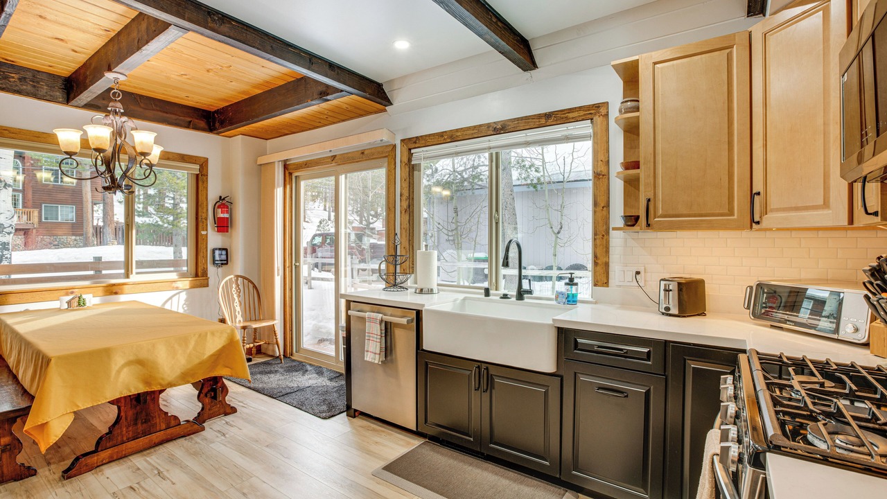 Photo of Kitchen in Christmas Valley