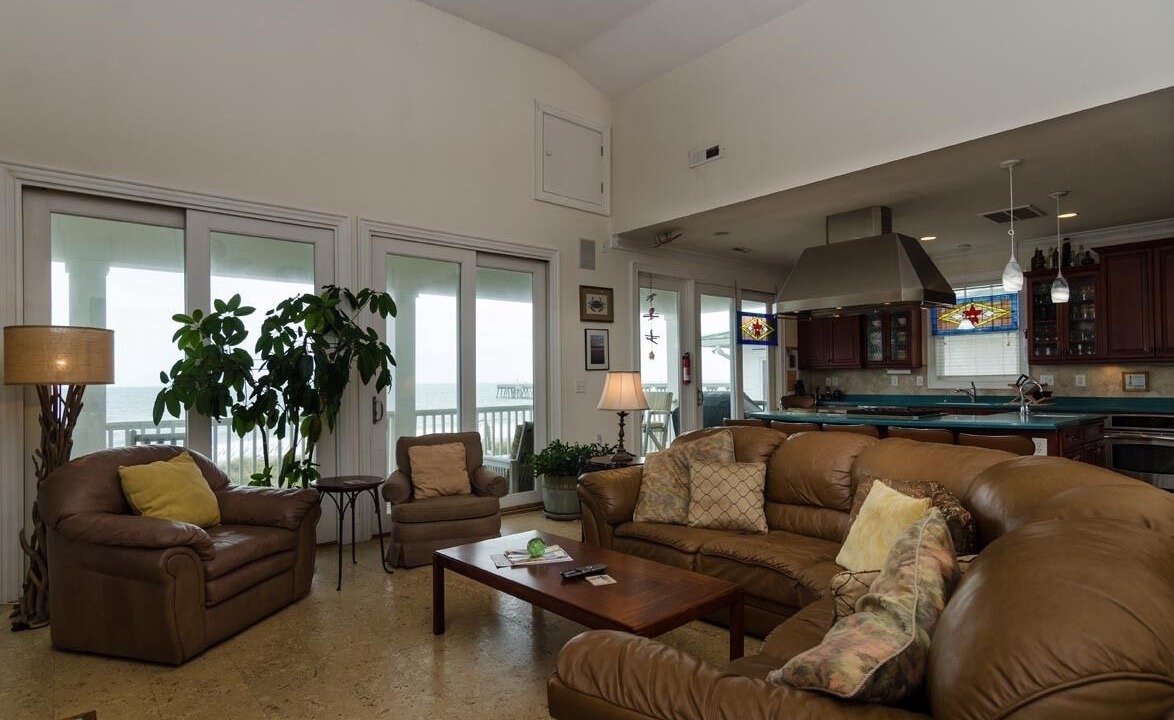 Photo of Livingroom in Wrightsville Beach