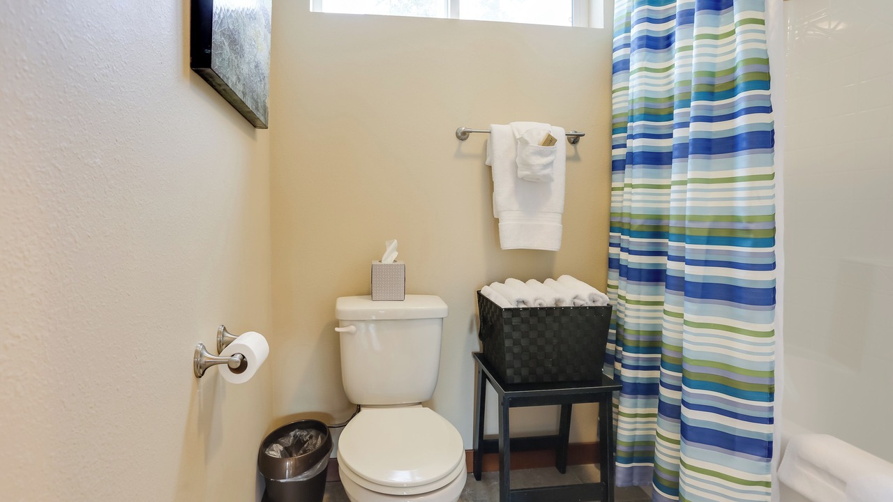 Photo of Bathroom in Manson