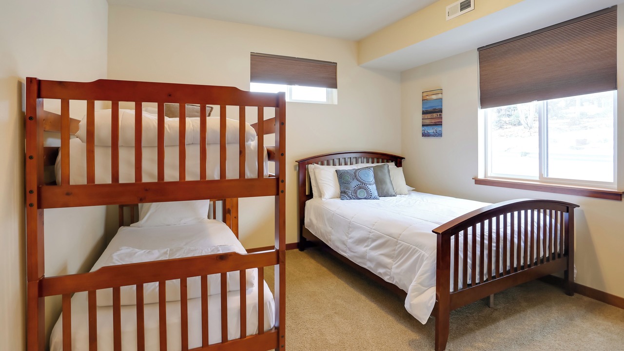 Photo of Others in Manson