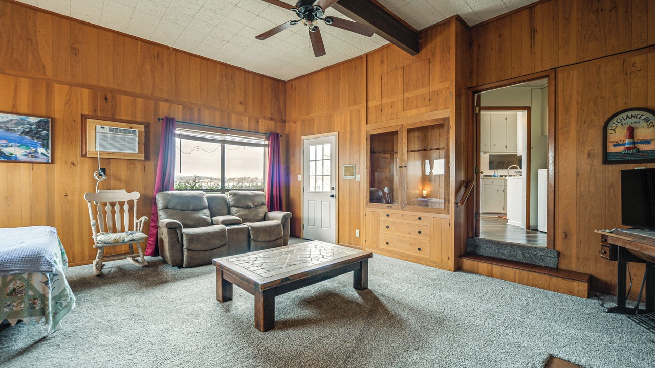 Photo of Livingroom in Tow