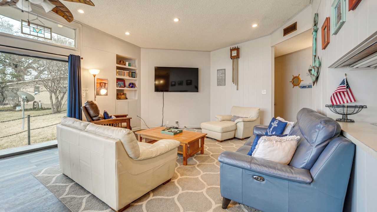 Photo of Bedroom in Tow