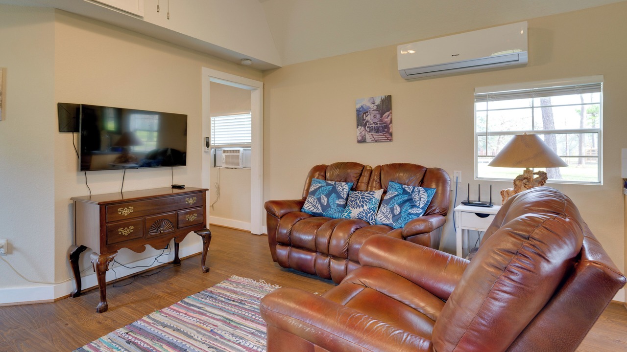 Photo of Livingroom in Waller