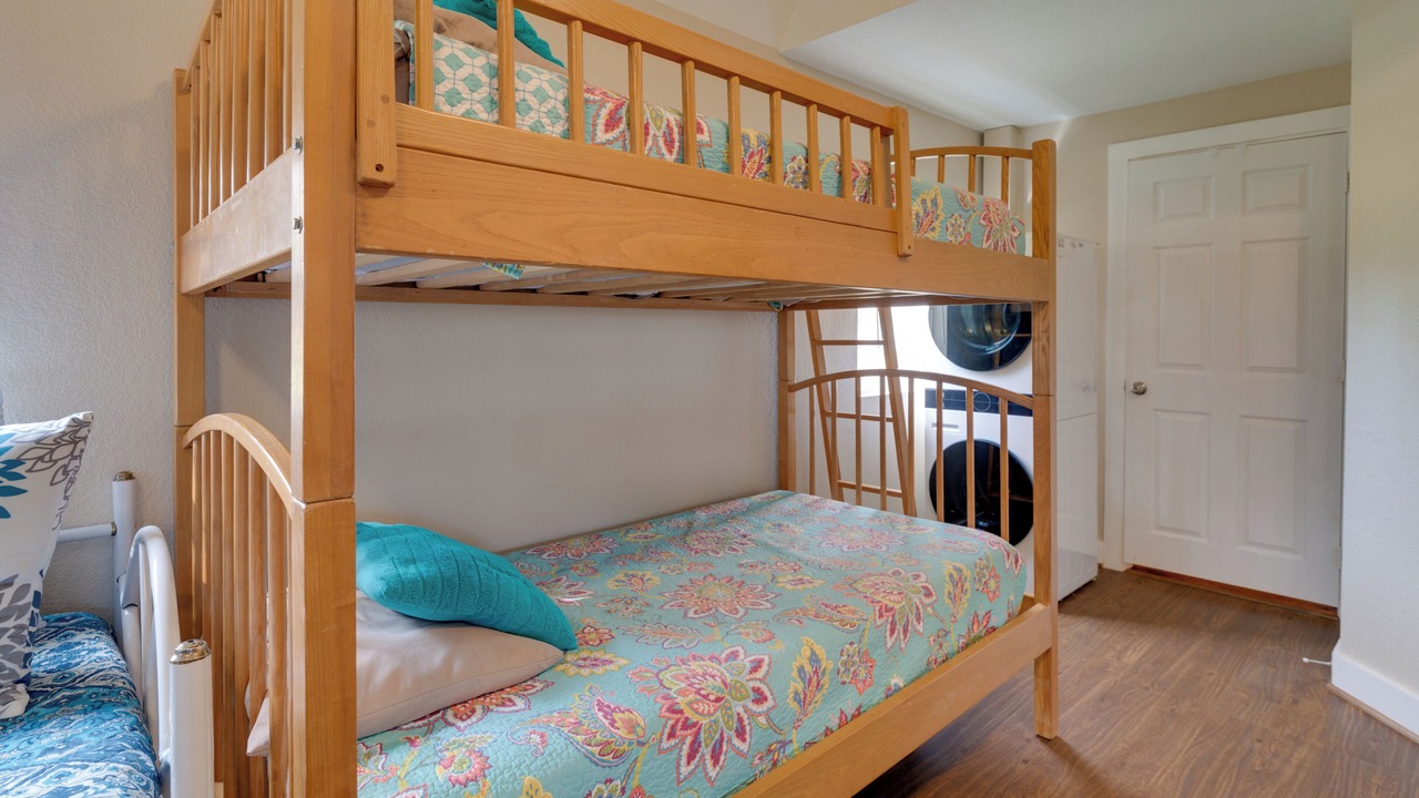 Photo of Bedroom in Waller