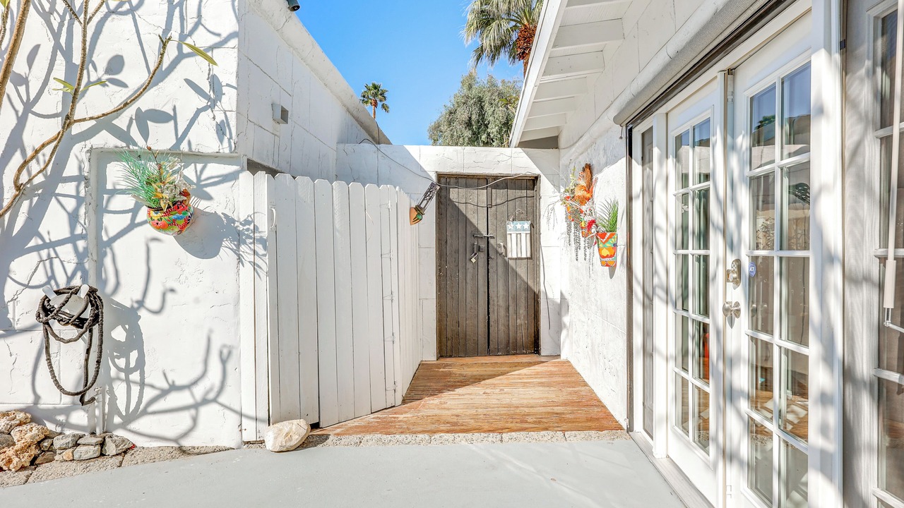 Photo of Outdoor in Magnesia Falls Cove
