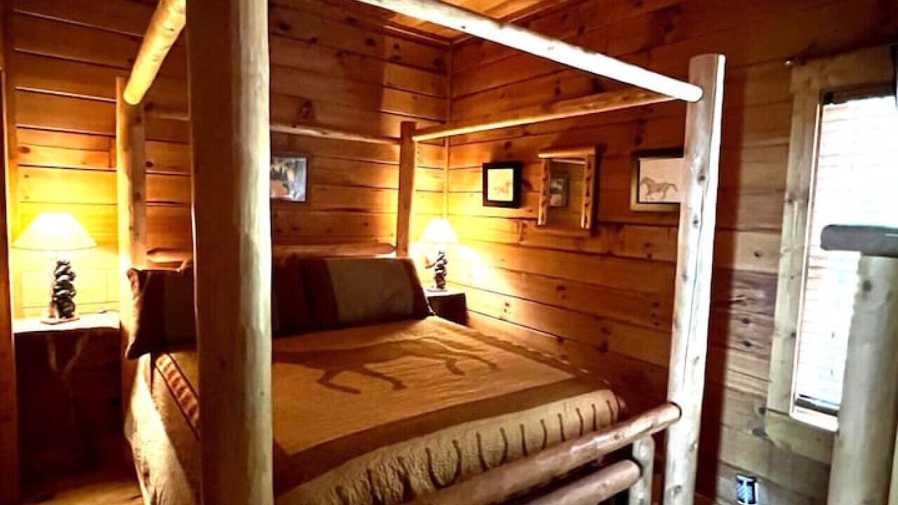 Photo of Bedroom in Helen