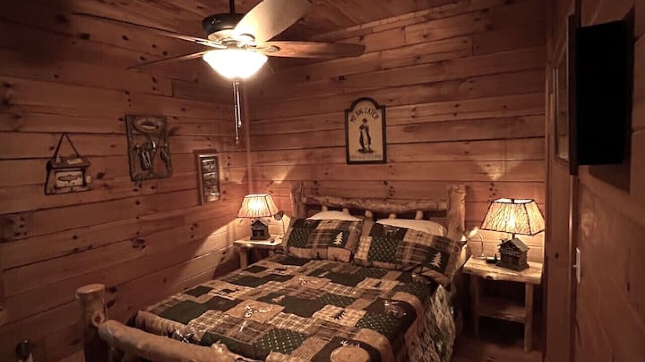 Photo of Bedroom in Helen