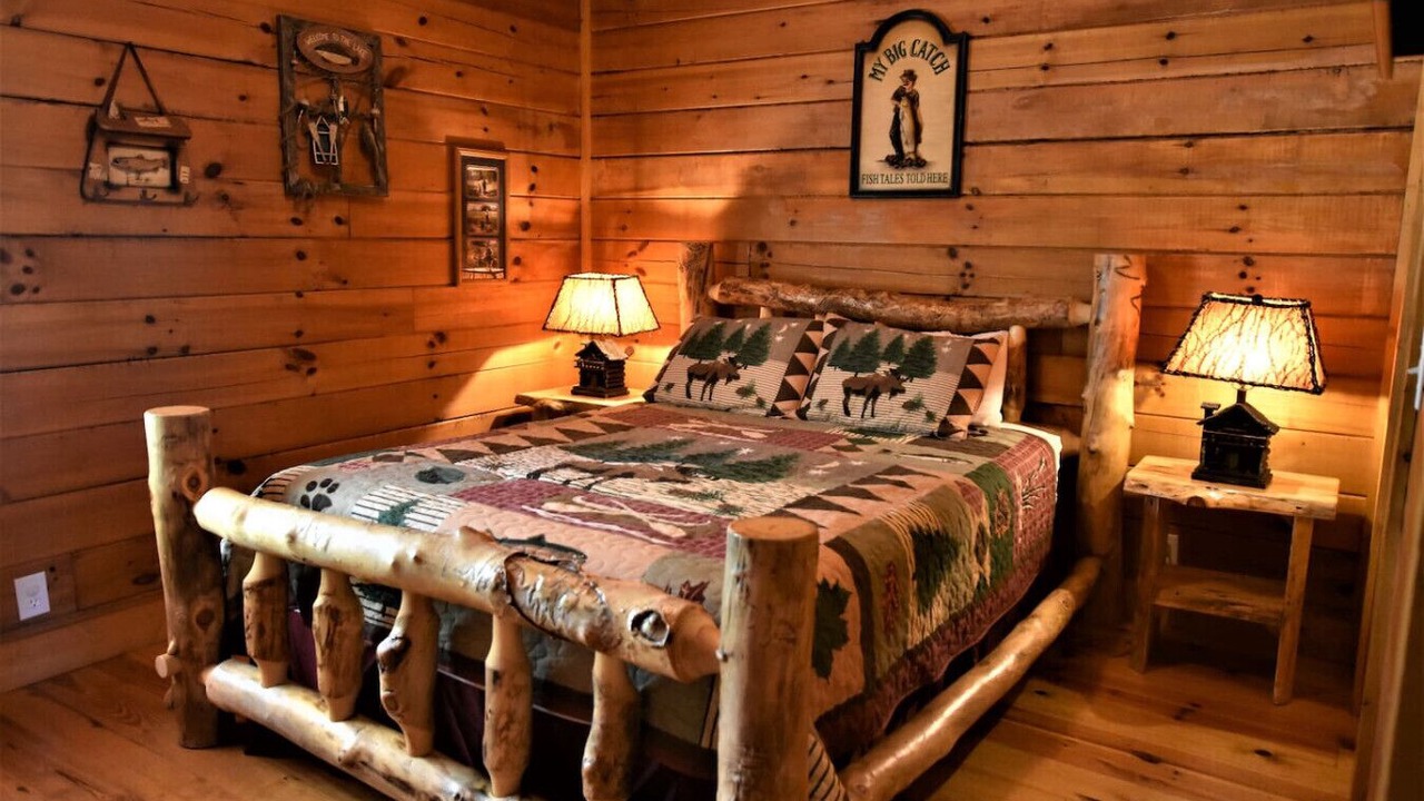 Photo of Bedroom in Helen