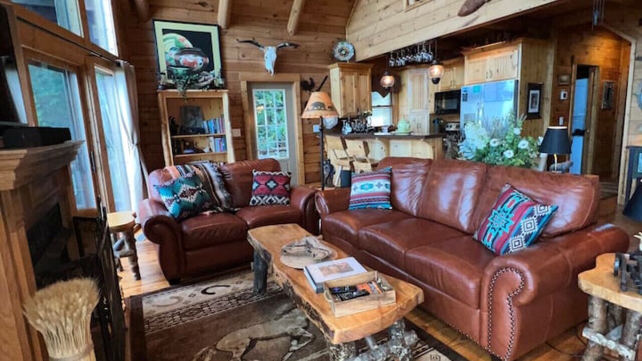 Photo of Livingroom in Helen