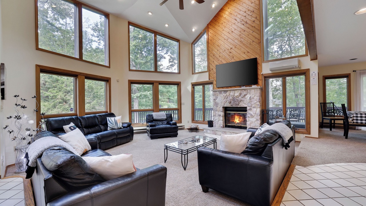 Photo of Livingroom in East Stroudsburg