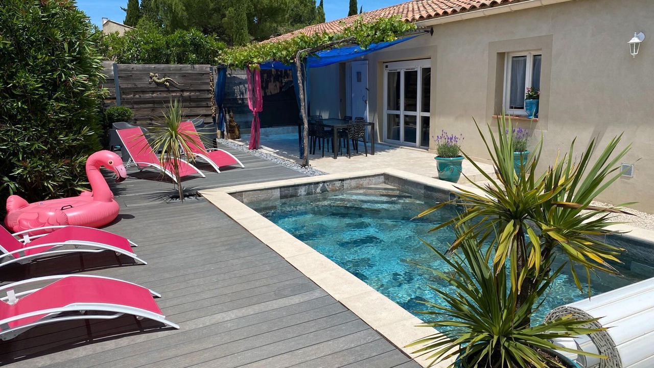 Photo of Outdoor in Tavel